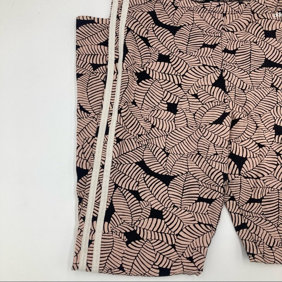 Adidas leggings size medium - Picture 2 of 7
